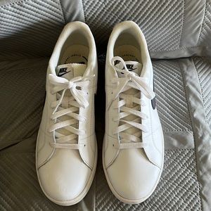 Mens size 10 nike shoes